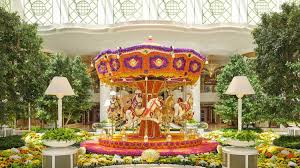 Wynn Resorts Encore Boston Harbor Drops 50 Table Game Minimums Paid Parking Boston Business Journal