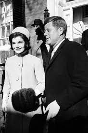 Vintage Pillbox Hats And The Women Who Made Them High Fashion Jackie Kennedy Jfk And Jackie Kennedy Jacqueline Kennedy Onassis