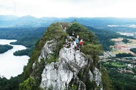 Gunung jerai), formerly kedah peak, is a mountain in kedah, malaysia with the height of 3,854 feet (1,175 m). Find Yourself By Conquering Spectacular Mountains In Malaysia Asia Travel Blog