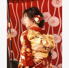 いいね 283件 コメント2件 megu megu0328n のinstagramアカウント 迷って迷って結局赤にした 成人 式 前撮り 振袖 成人式前撮り instagood instalike fashion sari saree