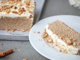 To make this mocha frosting, wee first dissolved the espresso coffee into hot water and set aside. Lebkuchenkuchen Mit Frischkase Frosting Berrylove