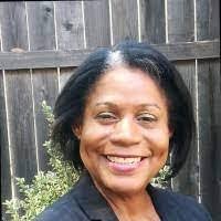 Eve Plaud's Instagram, Facebook & TikTok