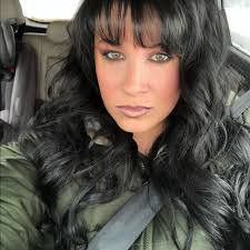 Tina Agan's Instagram, Twitter & Facebook