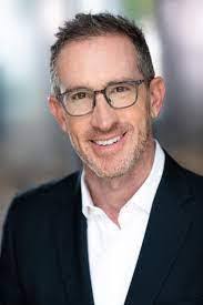 Ken Beliveau's Instagram, Twitter & Facebook