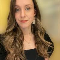 Lynn Featherstone's Instagram, Twitter & Facebook