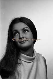 Arlene Underwood's Instagram, Twitter & Facebook