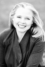 One Year Bible for Women, with Misty Arterburn