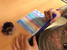 Rein, das finde ich aber nicht im internet. Kunstunterricht Bei Den Flexies Drucken Mit Styreneplatten Gerhart Hauptmann Grundschule Grunheide Mark