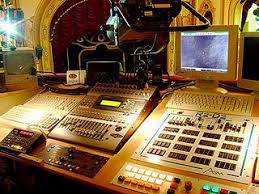 Domani cabina di regia sulle regole dell'estate. Silvio Pretende La Cabina Di Regia Nel Cast Patty Noemi Ruby Nicole E Rocco Siffredi Paperblog