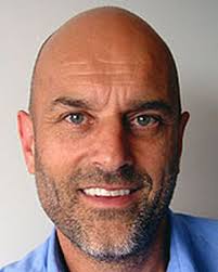 <i>Anthony Doesburg:</i> Mobiles to put you