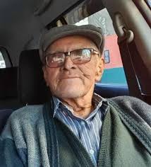 De apoco se nos van los vinteños más antiguos de nuestro Municipio, a  partido a la presencia del creador don Jose Joaquín Foronda Benavides,  nuestro sentido pésame a la familia doliente y