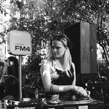  Sarah Satow Profiles Facebook