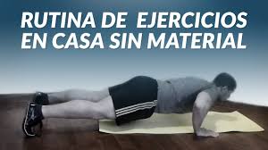Hacer ejercicios diarios mantiene tu sistema inmunitario activo. Entrenamiento En Casa Que Ejercicios Hacer Si Eres Novato Para Ponerte En Forma