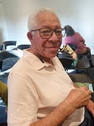 Queridos, peço orações pelo João Prado. Nosso poetinha teve um mal estar e  precisa de cuidados médicos.