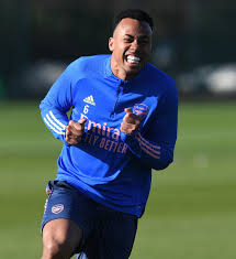 37,861,910 likes · 641,848 talking about this. Arsenal On Twitter Fridayfeeling Biel M04