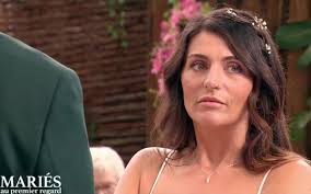 Il a ramé" : Tracy (Mariés au premier regard 2024) trop froide avec Flo au  moment du mariage ? Elle se confie sur cette séquence qui a tant fait  réagir (exclu)