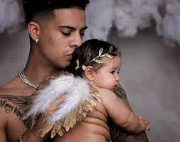 And now very soon there will be a new member of the family as catherine is pregnant with her second baby. Everything We Know About Austin Mcbroom Ace Family Wallpaper Ace Family The Ace Family Youtube