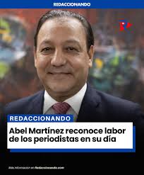 Karen Yapoort ha vuelto a mostrar su talento al imitar a Shakira  demostrando que está más que lista para acompañar a la colombiana en su  próximo concierto en RD. ¿Qué tal lo