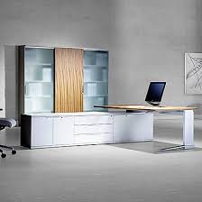 Ein multitalent unter den schreibtischen. Schreibtisch Mit Integrierten Stauraum Objektmobel Imove C Leuwico