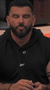 Big Brother just dropped a major announcement. 🚨 Due to multiple rule  breaks by Marvic, the Prize Fund has been reduced to €40,000. 💸 And that's  not all, more consequences for Marvic