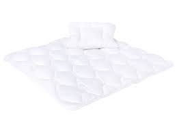 Bestehen aus weichem kissen und einer decke. Traumeland Baby Bettdecken Set Marchenweich 80 X 80 Cm Decke 35 X 40 Cm Kissen Lidl De