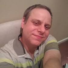 Not.90s rave but just started building my mostly 90s system yes its a mess  but my flat is small so have to work with what I got, I lost all my vinyls