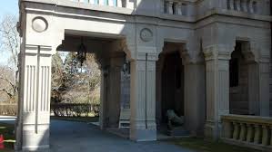 Porte Cochere Chateau Sur Mer Mansions Vanderbilt Mansions Newport Rhode Island