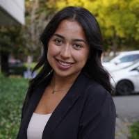 Elisa Quintero's Instagram, Twitter & Facebook