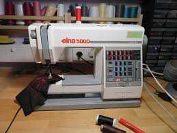 These parts and accessories are guaranteed to fit your elna 9000 sewing machine. Haushaltsgerate 8000 Trager Garnrollenhalter Elna 5000 7000 9000 Computer Nahmaschine 6000 Nahmaschinen Zubehor