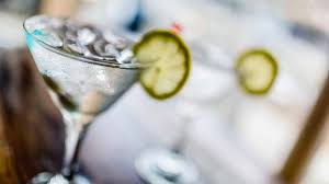 Cocktail Martini L Oliva Va Nel Drink La Ricetta Www Stile It