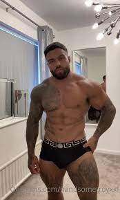 Big boy with great muscle and ass - ThisVid.com