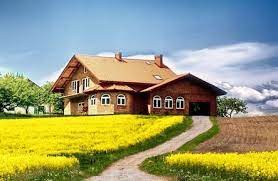 我々ロシア関係者の間では良く知られた話だが 旧ソ連では ダーチャ という簡素な別荘を郊外に持つ市民が多く 人々はそこで家庭菜園にいそしんできた その実りは 収穫後に食卓に上るだけでなく 保存食にも加工されて冬を越す糧となり 売りに出されて家計の足しに