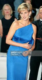 Pin By Margie Worrell On Diana Queen Of Hearts Princess Diana Fashion Diana Fashion Lady Diana
