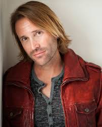 Christopher Crabbe's Instagram, Twitter & Facebook