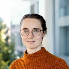 Vanessa Fenner's Instagram, Twitter & Facebook