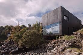 Latest episode aired wed 2/3/2021 liskeard, cornwall 2021 season 21: Grand Designs House Of The Year 2019 Kevin Mccloud Visits Riba Award Contenders Including Modernist London Tardis And Isle Of Skye Death Star Homes And Property Evening Standard