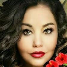 Charli Alexander's Instagram, Twitter & Facebook