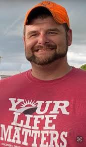 Ramona Deaton's Instagram, Twitter & Facebook