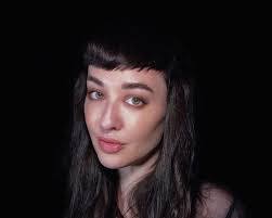 Lynette May's Instagram, Twitter & Facebook