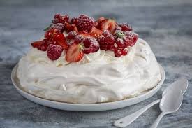 Recette De Pavlova Aux Fruits Rouges Rapide Recette Recette Pavlova Pavlova Alimentation