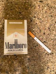 See i want to try camel blue since they are lights, but i want something that has the nice signature camel taste. Outstanding Smokes These Are Definitely A Turkish Blend With An Aroma Of Subtle Vanilla And Golden Tobaccos The Flavour Is Like A Super Premium Camel Filter Very Clean Taste Cigarettes