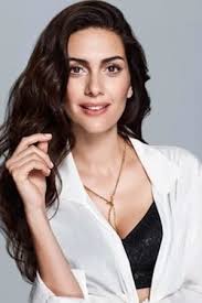 Bergüzar korel hakkında merak edilenleri ele aldığımız bu sayfada ise detaylarıyla birlikte bergüzar korel hayatı ve yaşamı, kaç yılında doğdu? Berguzar Korel Movies Age Biography