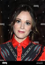 Jillian Sinel's Instagram, Twitter & Facebook