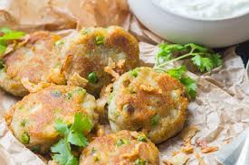 Aloo Tikki Raita Recette Recettes De Cuisine Recette Indienne Facile Recettes Indiennes