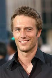 Michael Roa Valdamjong