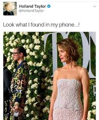 Sarah paulson shared a loving birthday message to her girlfriend holland taylor for her 78th birthday! Sarah Paulson Holland Taylor Fanpage Posts Facebook