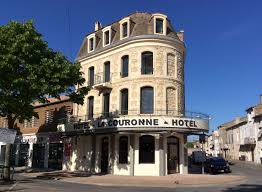 série les croisés à marmande. Hotel In Marmande Hotel La Couronne Official Website