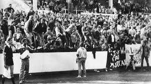 Wie überall in der ddr versuchte man auch in sachsen die sowjetische leitkultur zu etablieren. Vor 30 Jahren Letzter Spielabbruch Der Ddr Oberliga Hat Fatale Folgen Fur Sachsen Leipzig Sportbuzzer De