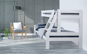 Robust Kojeseng Til Born Og Voksne Produceret I Sverige Fragtfri Kojeseng Ideer Boligindretning Bornevaerelse