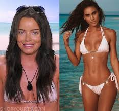 The love island star was spotted with the professional dancer at wembley stadium over the weekend for the euros 2020 italy austria match. Love Island Season 5 Episode 11 Maura S White Pink Striped Bikini Shop Your Tv